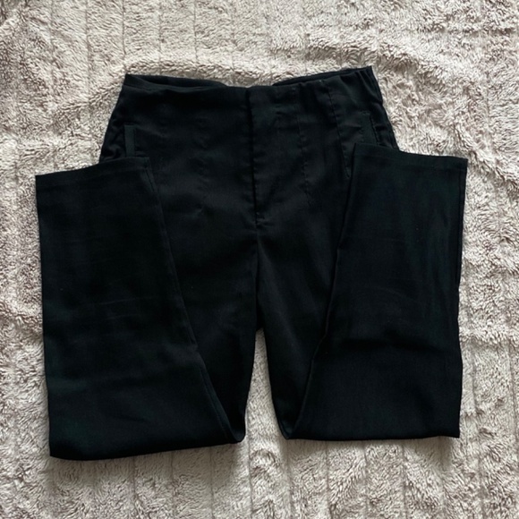 Pre loved Clothes - Picture 4 of 16